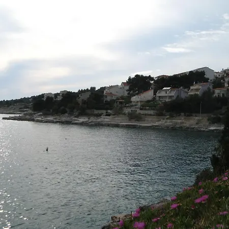 Otok *