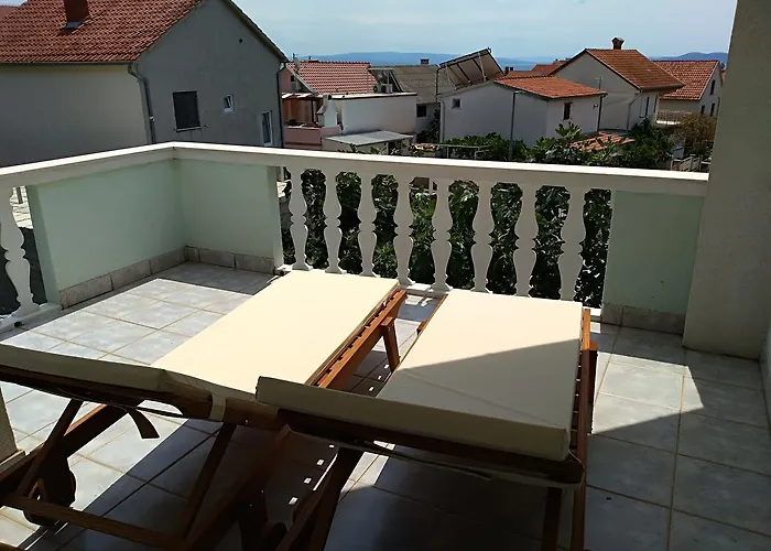 Apartament Otok